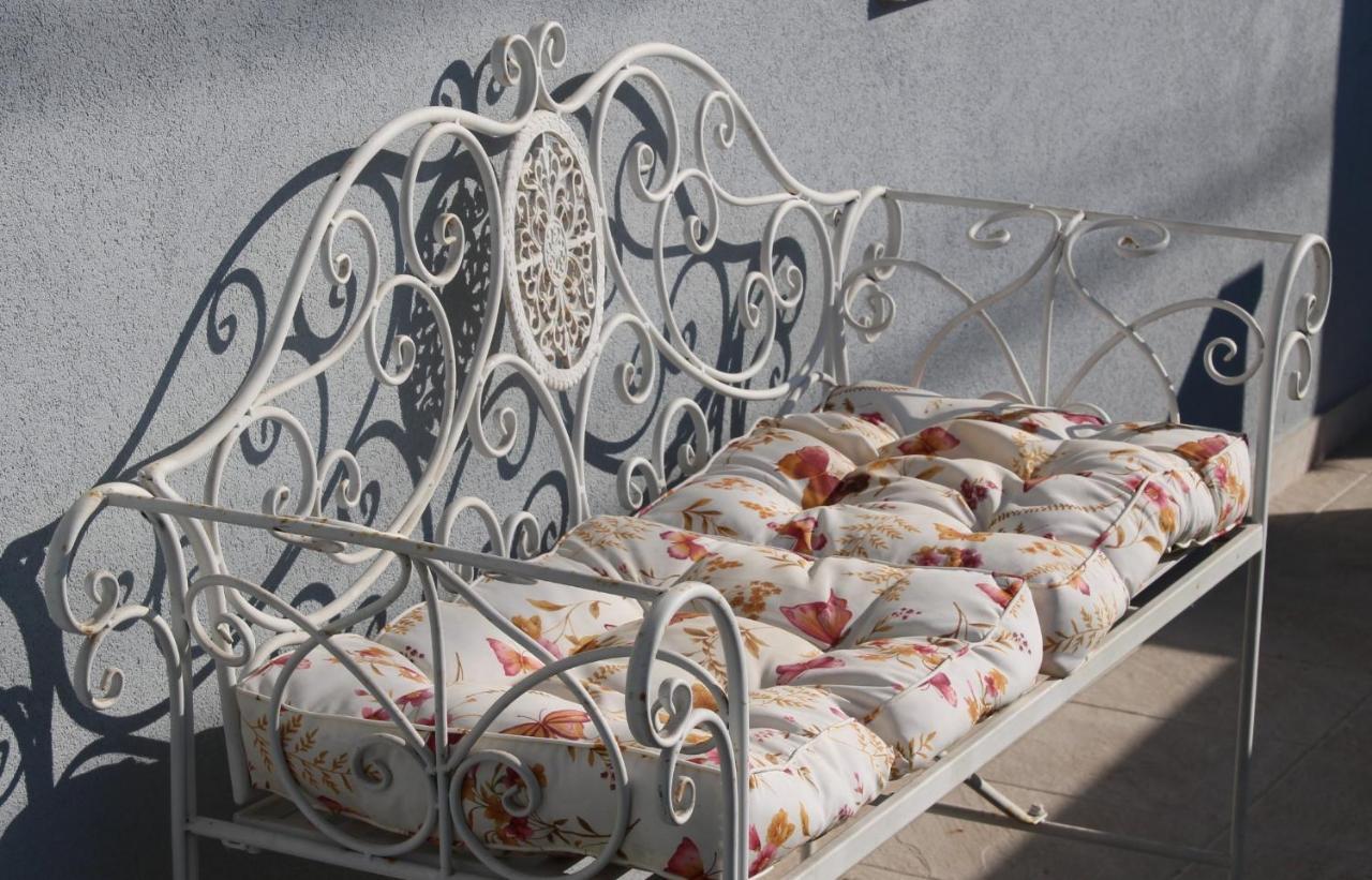 Coco & Lisbeth Bed And Breakfast Brindisi Exterior photo