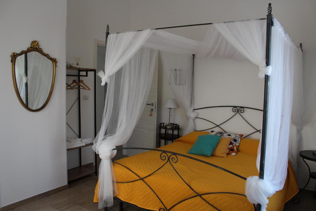 Coco & Lisbeth Bed And Breakfast Brindisi Exterior photo